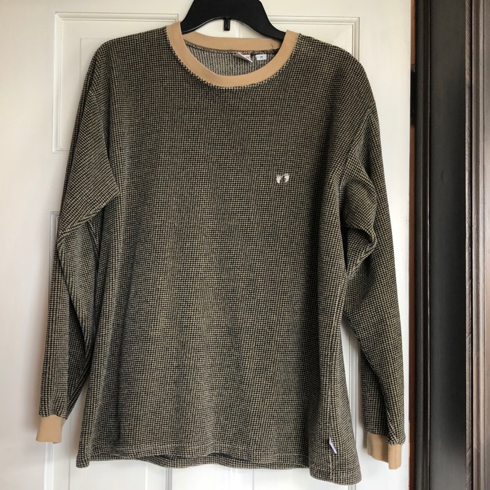 Hang Ten long sleeves